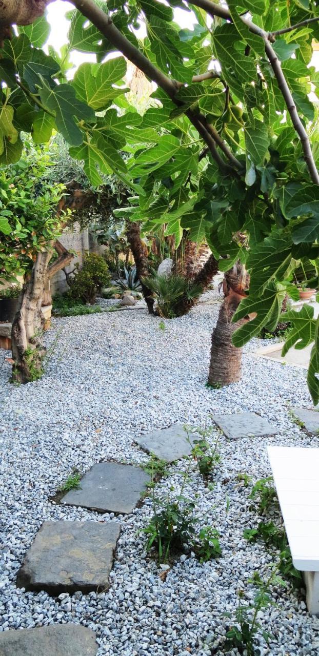 Idria B&B Barcellona-Pozzo di Gotto Exterior foto